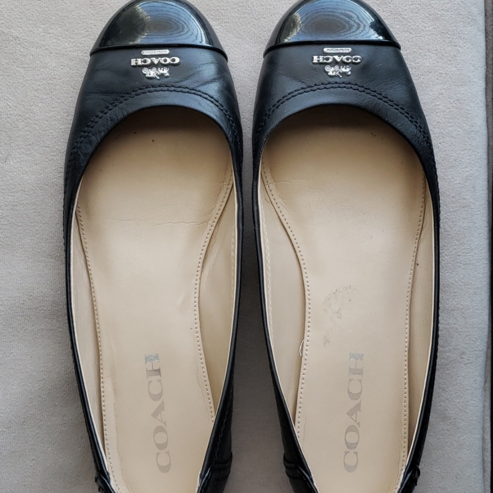 Summer flats for jeans or skirts!